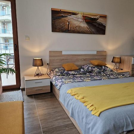 Sun Wave Apartament Apartment Свети Влас Екстериор снимка