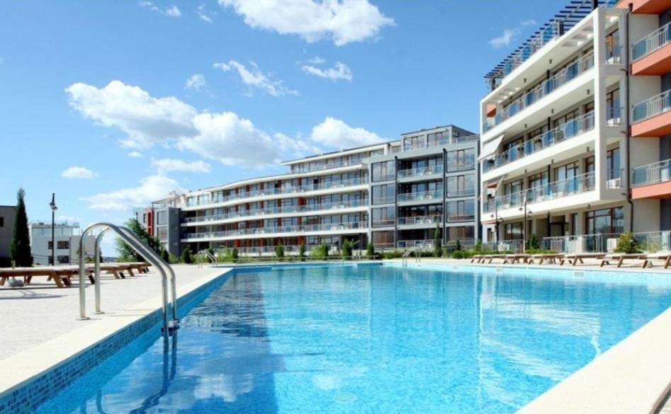 Sun Wave Apartament Apartment Свети Влас Екстериор снимка