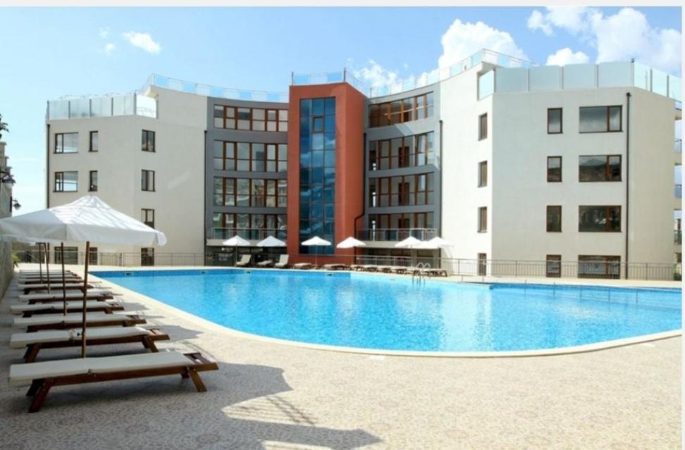 Sun Wave Apartament Apartment Свети Влас Екстериор снимка