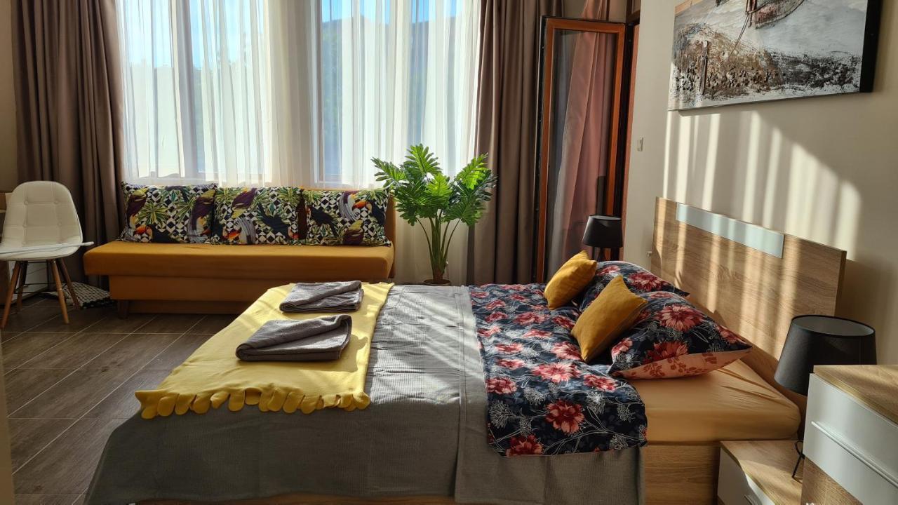 Sun Wave Apartament Apartment Свети Влас Екстериор снимка